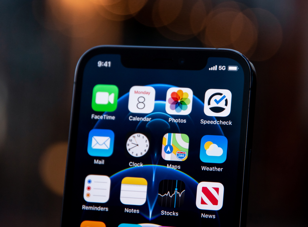 白水苹果手机维修分享为什么 iPhone 12 在冬季会自动关机 