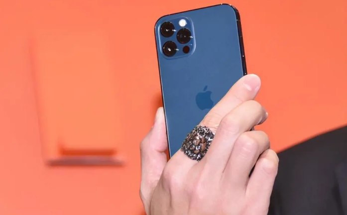 白水苹果手机维修分享iPhone12系列重启方法教程 