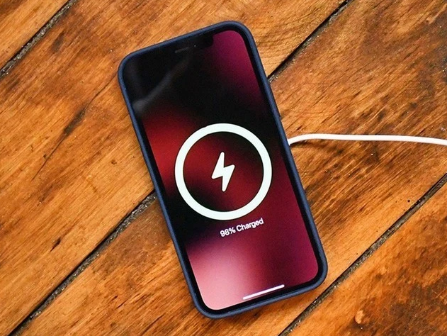 白水苹果手机维修分享iPhone 12可以随便充电吗 